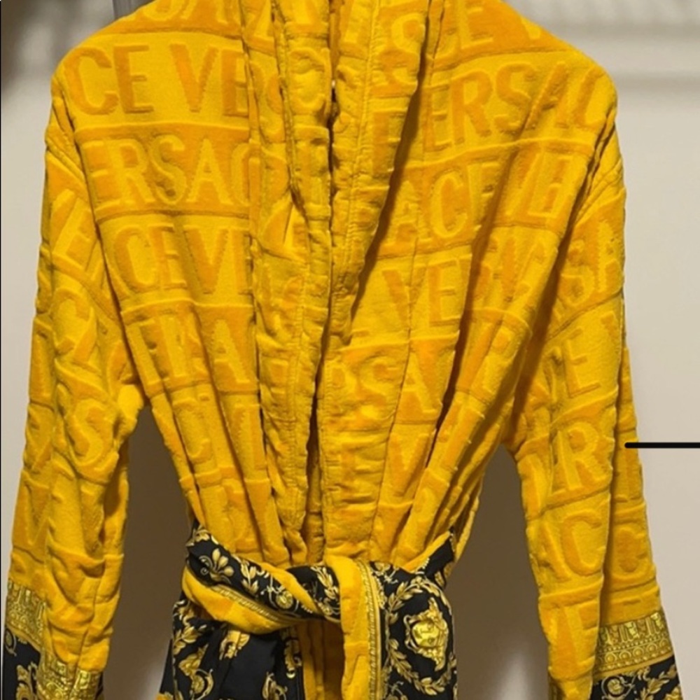 Authentic Versace Robe (unisex/robe)♥️